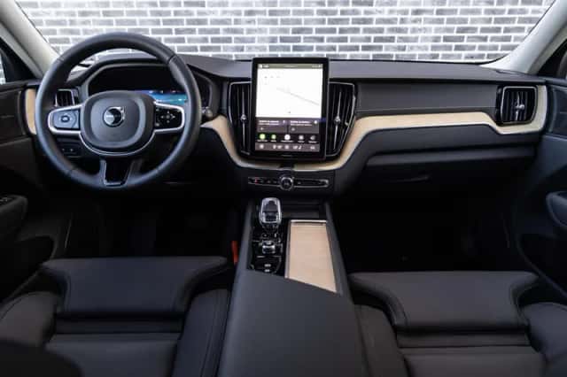 Volvo XC60 (2026) thumbnail 2