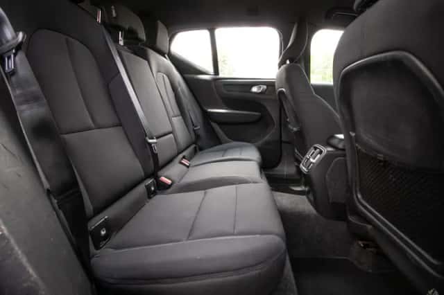 Volvo XC40 (2021) thumbnail 5