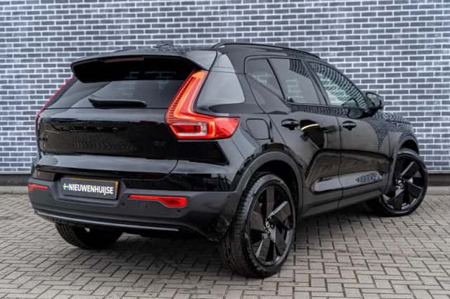 Volvo XC40 (2026) thumbnail 3