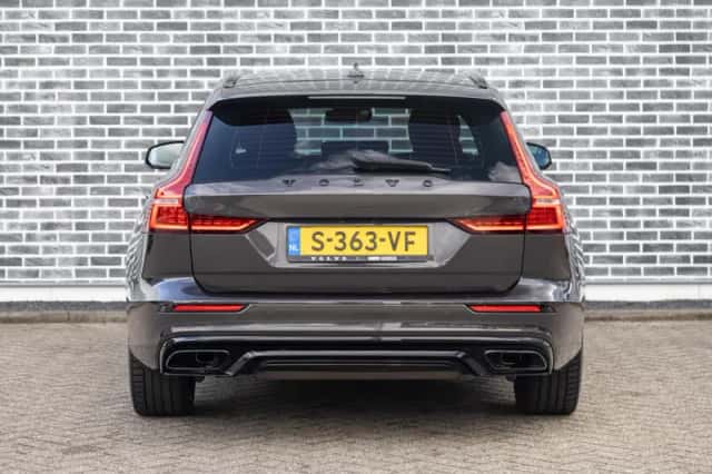 Volvo V60 (2023) thumbnail 6