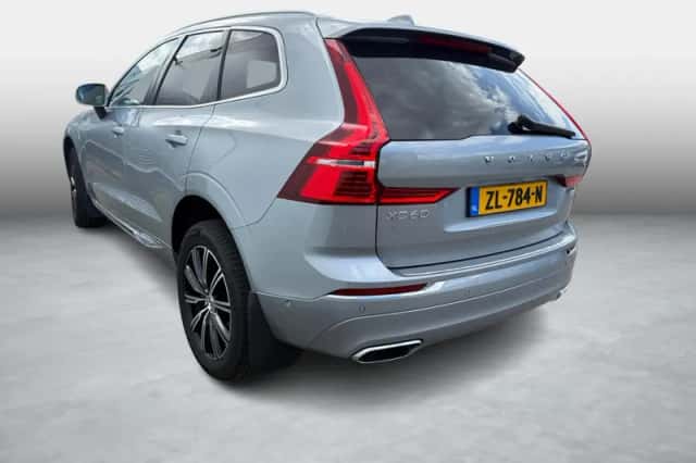 Volvo XC60 (2019) thumbnail 4
