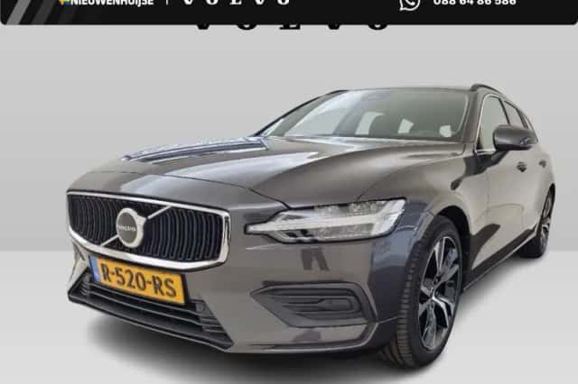 Volvo V60 (2022) thumbnail 1