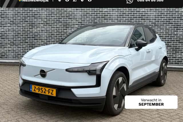 Volvo EX30 (2024) thumbnail 1