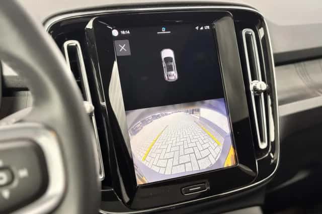 Volvo C40 (2023) thumbnail 6