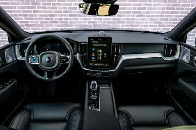 Volvo XC60 (2026) thumbnail 5