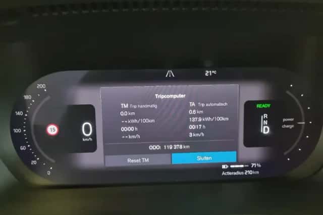 Volvo XC40 (2022) thumbnail 6