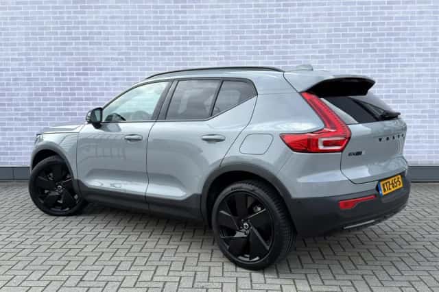 Volvo EX40 (2026) thumbnail 3