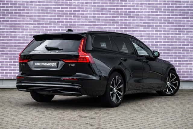 Volvo V60 (2026) thumbnail 2