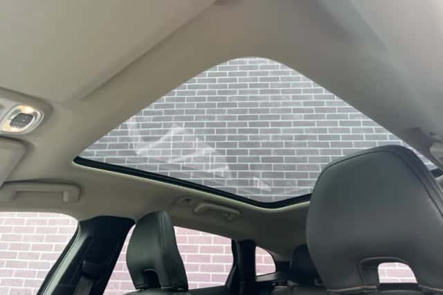 Volvo V40 (2019) thumbnail 6