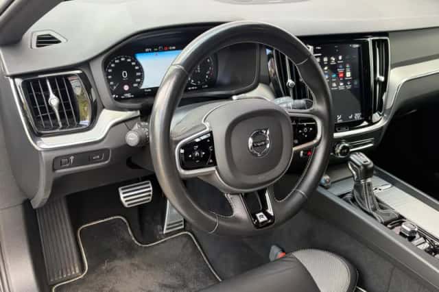Volvo V60 (2020) thumbnail 5