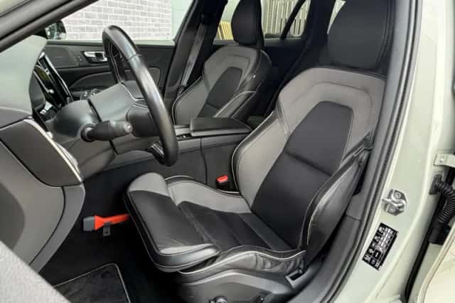 Volvo V60 (2020) thumbnail 6