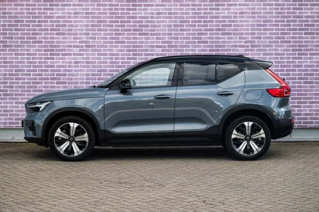 Volvo XC40 (2022) thumbnail 4