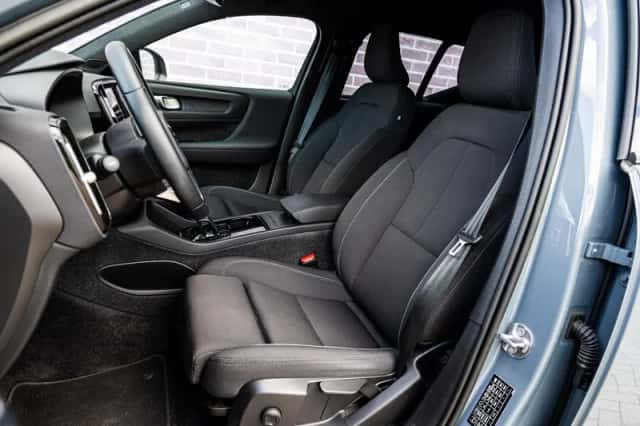 Volvo XC40 (2022) thumbnail 6