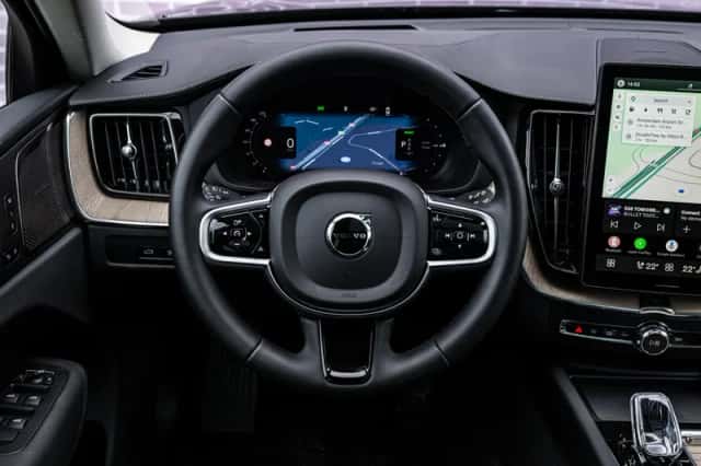 Volvo XC60 (2026) thumbnail 3