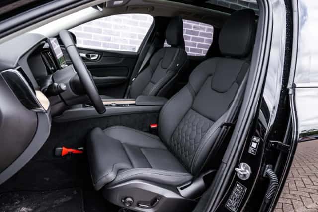 Volvo XC60 (2026) thumbnail 6