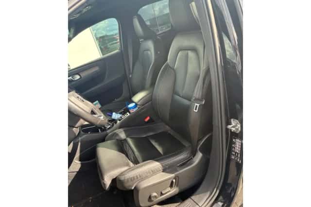 Volvo XC40 (2020) thumbnail 4