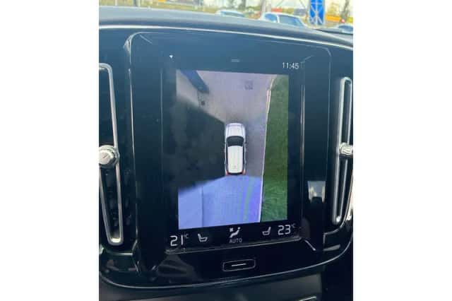 Volvo XC40 (2020) thumbnail 5