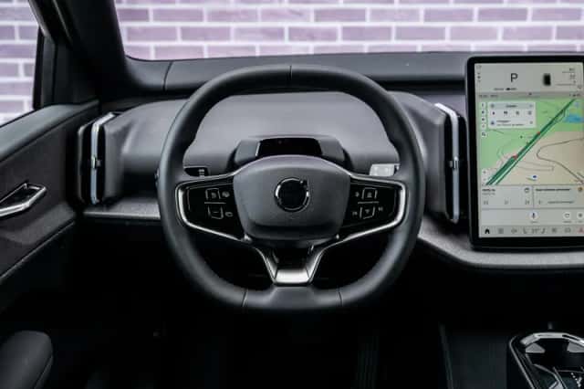 Volvo EX30 (2026) thumbnail 4