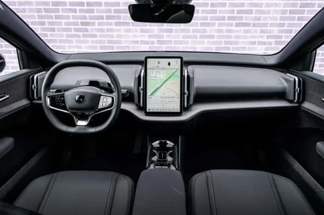 Volvo EX30 (2026) thumbnail 6