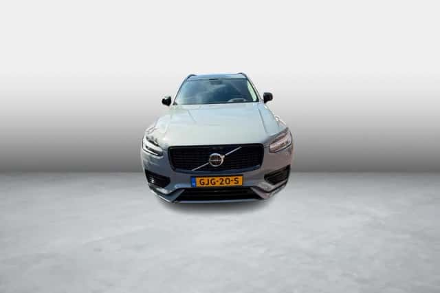 Volvo XC90 (2024) thumbnail 4