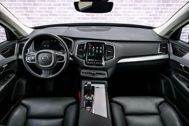 Volvo XC90 (2024) thumbnail 5