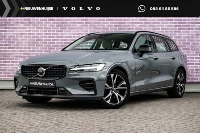 Volvo V60 (2022) thumbnail 1