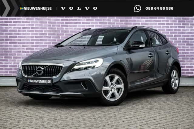 Volvo V40 Cross Country (2019) thumbnail 1