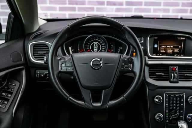 Volvo V40 Cross Country (2019) thumbnail 5