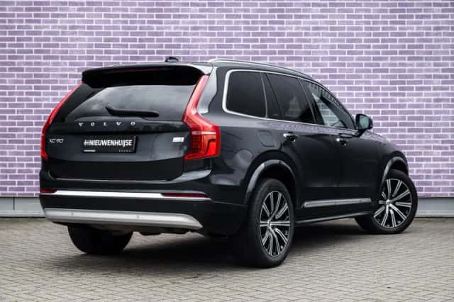 Volvo XC90 (2021) thumbnail 3