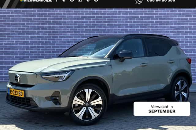 Volvo XC40 (2022) thumbnail 1