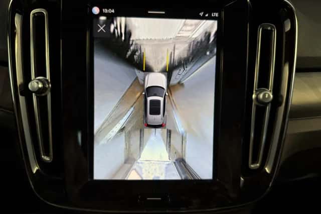 Volvo XC40 (2022) thumbnail 6