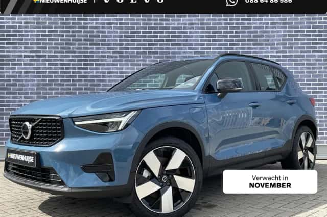 Volvo XC40 (2023) thumbnail 1