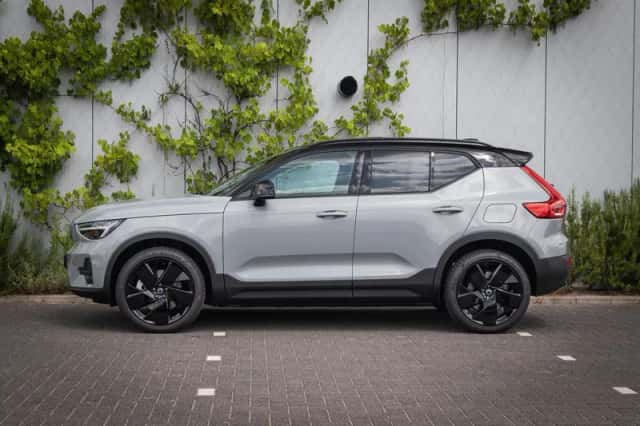 Volvo EX40 (2026) thumbnail 4
