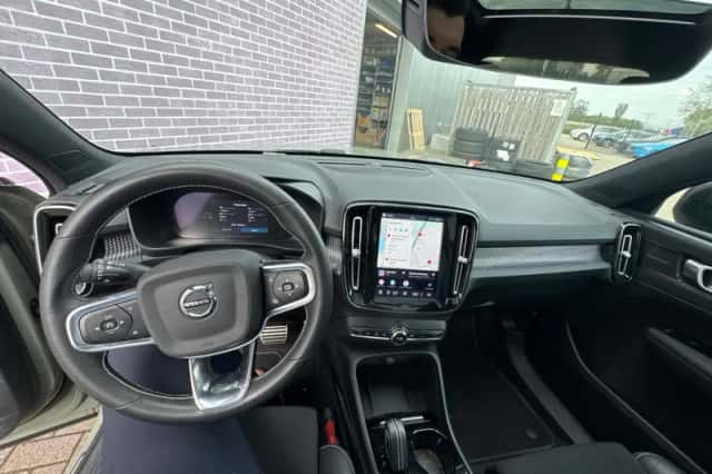 Volvo XC40 (2021) thumbnail 6