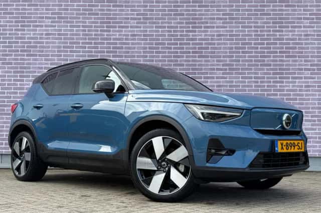 Volvo XC40 (2024) thumbnail 6