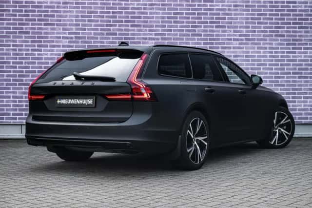 Volvo V90 (2023) thumbnail 3