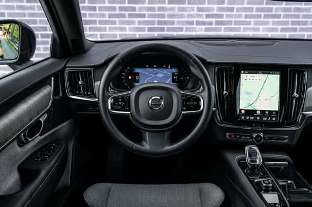 Volvo V90 (2023) thumbnail 4