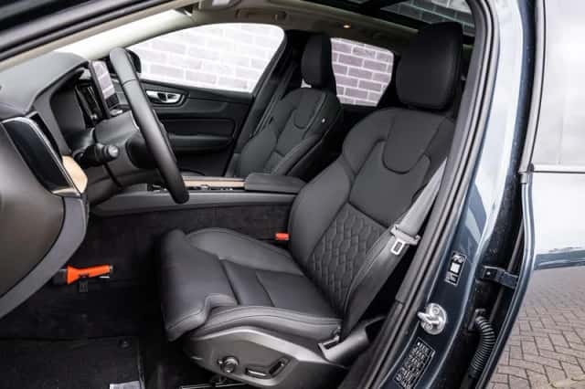 Volvo XC60 (2026) thumbnail 6