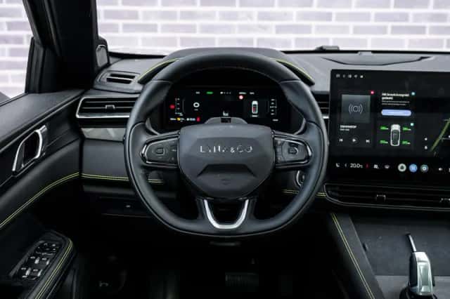 Lynk & Co 01 (2026) thumbnail 3