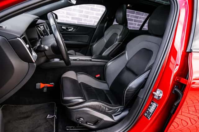 Volvo V60 (2020) thumbnail 6