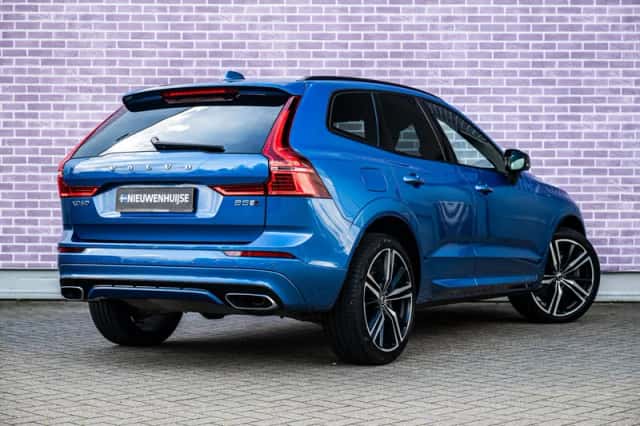 Volvo XC60 (2019) thumbnail 4