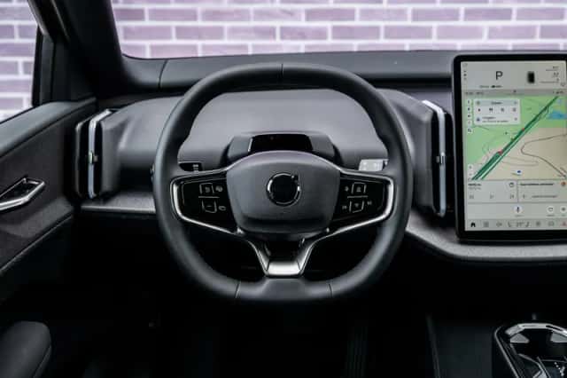 Volvo EX30 (2026) thumbnail 4