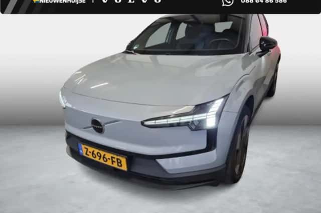 Volvo EX30 (2024) thumbnail 1