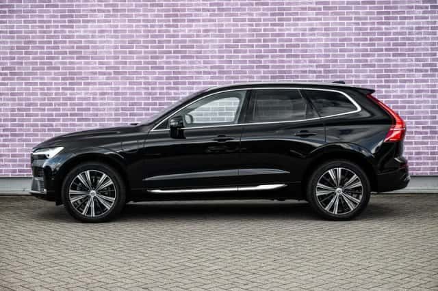 Volvo XC60 (2022) thumbnail 4