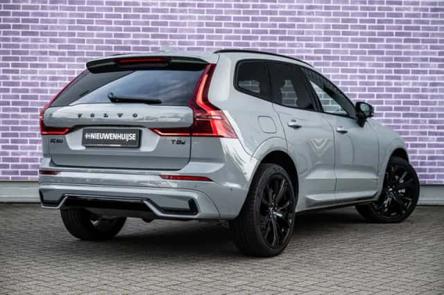 Volvo XC60 (2026) thumbnail 2
