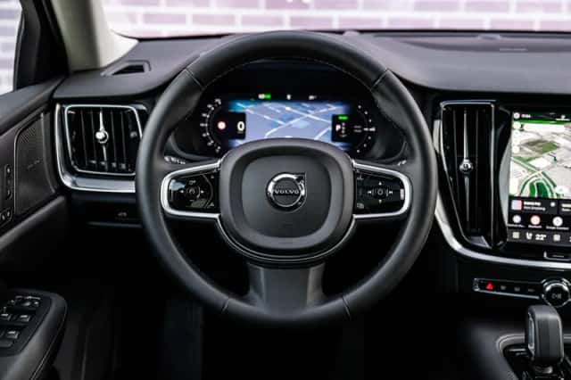 Volvo V60 (2025) thumbnail 3