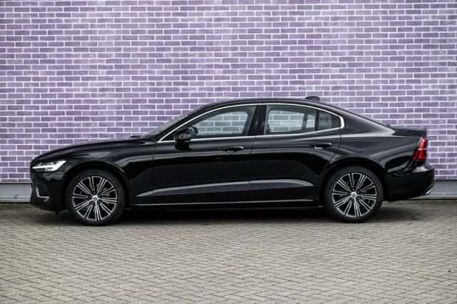 Volvo S60 (2021) thumbnail 4
