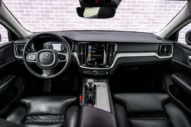 Volvo S60 (2021) thumbnail 5