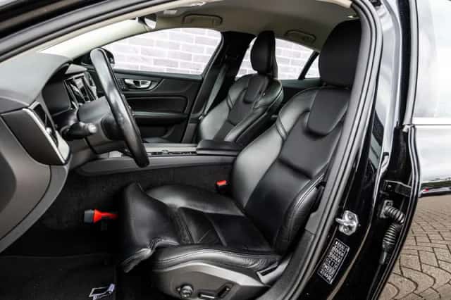 Volvo S60 (2021) thumbnail 6