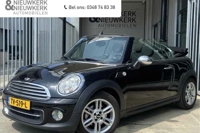 MINI Cooper (2015) thumbnail 1